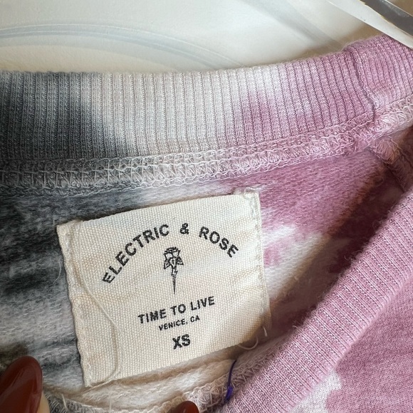✨SOLD✨ Electric & Rose Tie-Dye Cropped Sweatshirt - Size XS - Picture 4 of 6